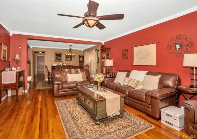 Listing Photo 5 - Condo for sale in building located at 623 W Park Ave, Long Beach, NY 11561