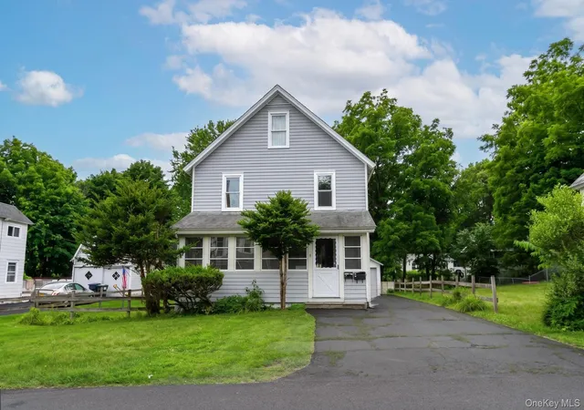 Homes for sale in Wawarsing, NY | 8 Elm St, Wawarsing, NY 12428 | MLS# 1024881