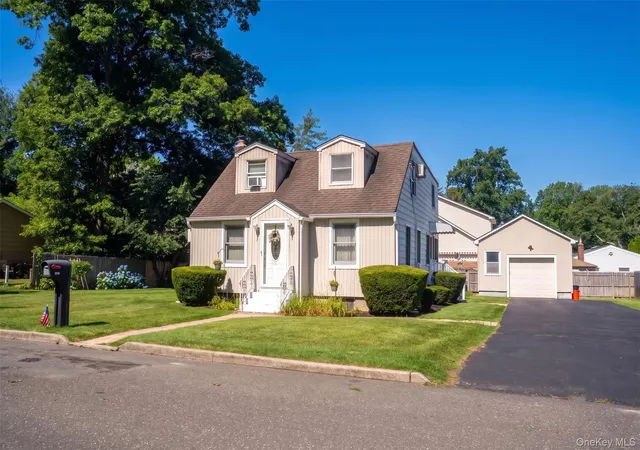1st image of 120 Aspen Rd, Smithtown, NY 11754 | MLS# 1024895