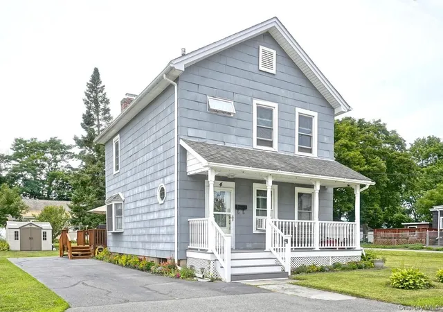 Photo 3 of Single family home for sale at 4 Hill St, Port Jervis, NY 12771 | MLS# 1024901 | Listing updated on 2026-09-15