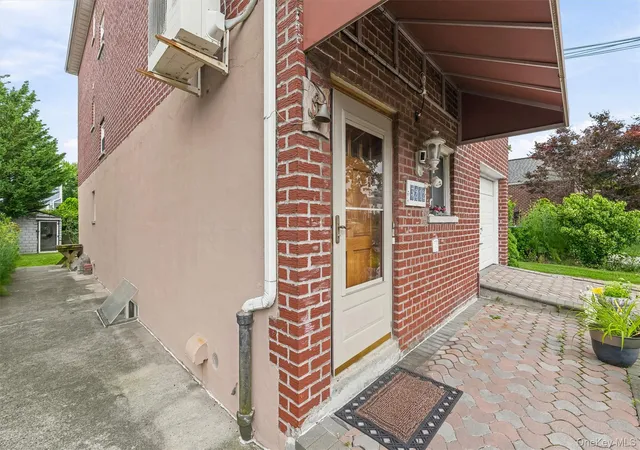 Listing Photo 5 - Condo for sale in building located at 3212 Giegerich Pl, New York, NY 10465 - Unit #3