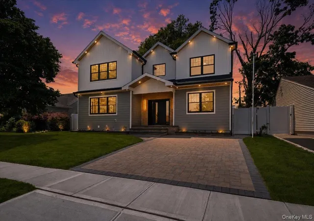 Photo 2 of Single family home for sale at 517 Corral Run, Hempstead, NY 11714 | MLS# 1024905 | Listing updated on 2026-09-06