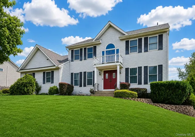 3rd image of 22 Bittern Dr, Clarkstown, NY 10954 | MLS# 1024906