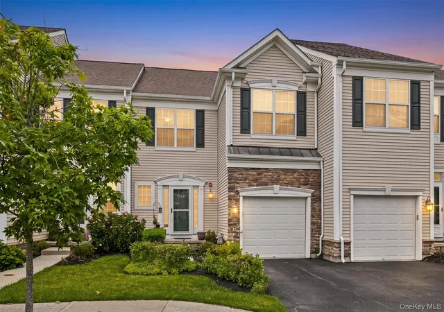 1st image of 19 Brighton Dr #1702, Newburgh (town), NY 12550 | MLS# 1024920