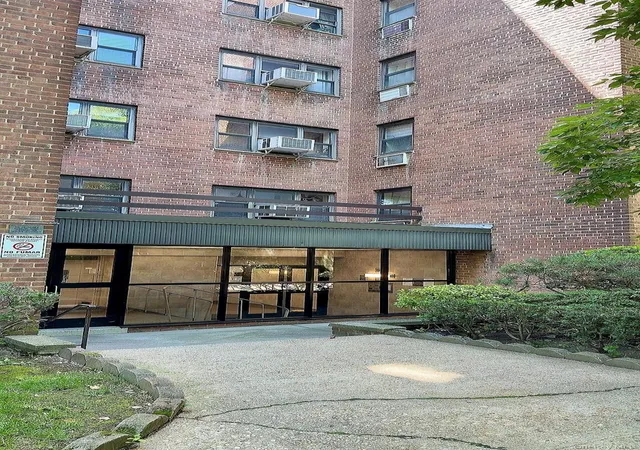 Photo 1 of Condo for sale at 140 21 31st Road #6C, New York, NY 11354 | MLS# 1024948 | Listing updated on 2026-08-09