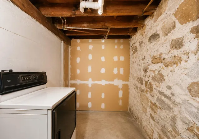 34th image of 6340 60th Pl, Ridgewood, NY 11385 | MLS# 1024969