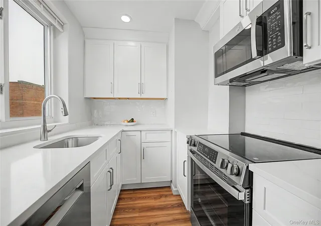 Photo 3 of Condo for sale at 56 Doyer Ave #6A, White Plains, NY 10605 | MLS# 1024976 | Listing updated on 2026-09-19