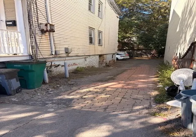 Listing Photo 3 - Condo for sale in building located at 51 Dubois St, Newburgh, NY 12550
