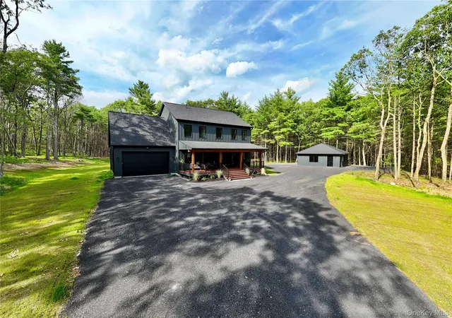 2nd image of 26 Victoria Ln, Kerhonkson, NY 12446 | MLS# 1024995