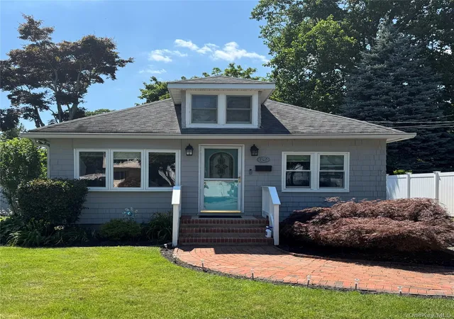 1st image of 62 Willett Ave, Islip, NY 11782 | MLS# 1025003