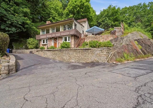 Photo 28 of Single family home for sale at 25 Chatham Ter, Yonkers, NY 10710 | MLS# 1025013 | Listing updated on 2026-09-01
