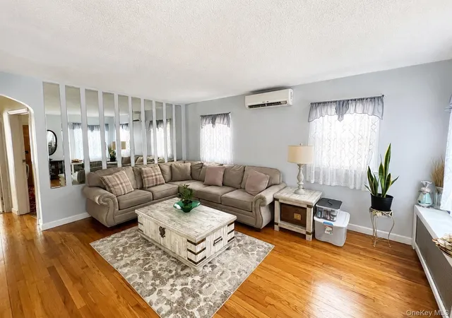 Photo 3 of Sale Pending at 11828 227th Street, New York, NY 11411 | MLS# 1025033 | Listing updated on 2026-09-19