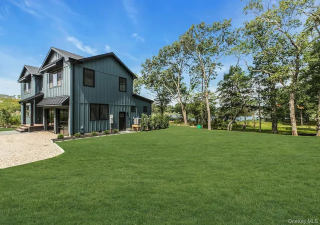 Photo 3 of Single family home for sale at 255 Peconic Bay Blvd, Riverhead, NY 11901 | MLS# 1025045 | Listing updated on 2026-09-16
