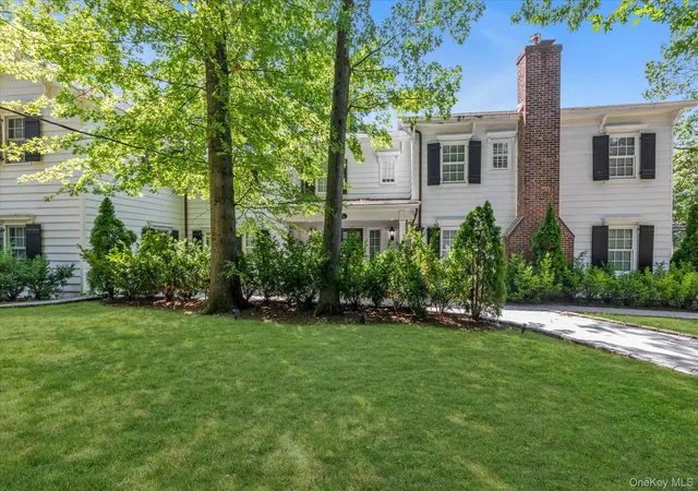 Photo 2 of Sale Pending at 240 02 Poplar St, New York, NY 11363 | MLS# 1025047 | Listing updated on 2026-09-04