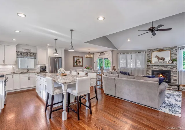 Photo 3 of Sale Pending at 22 Caddy Pl, Brookhaven, NY 11778 | MLS# 1025051 | Listing updated on 2026-08-16