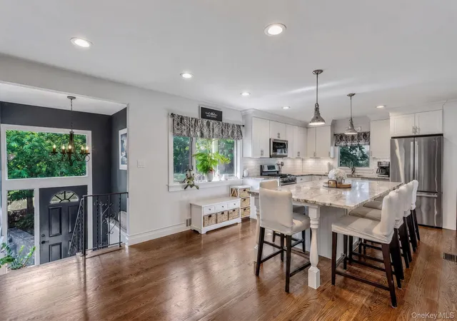 Photo 3 of Sale Pending at 22 Caddy Pl, Brookhaven, NY 11778 | MLS# 1025051 | Listing updated on 2026-08-16