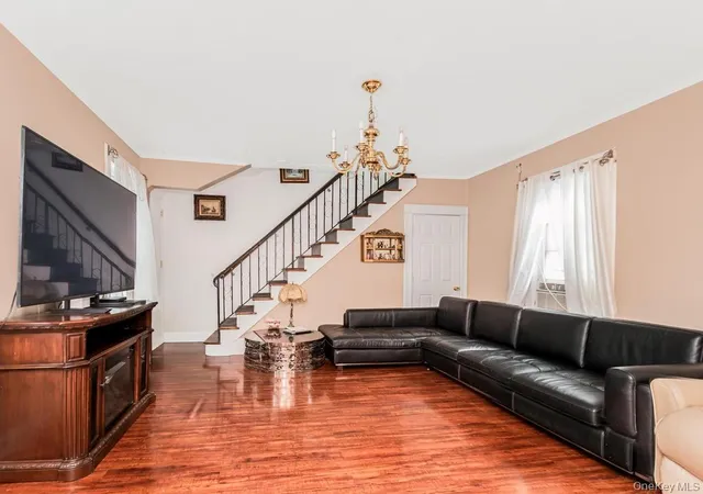 4th image of 642 Park Ave, Yonkers, NY 10703 | MLS# 1025064
