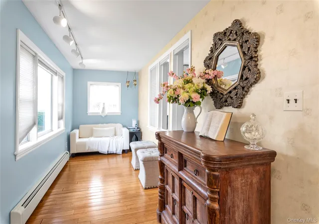 2nd image of 144 Buckingham Pl, Hempstead, NY 11563 | MLS# 1025070