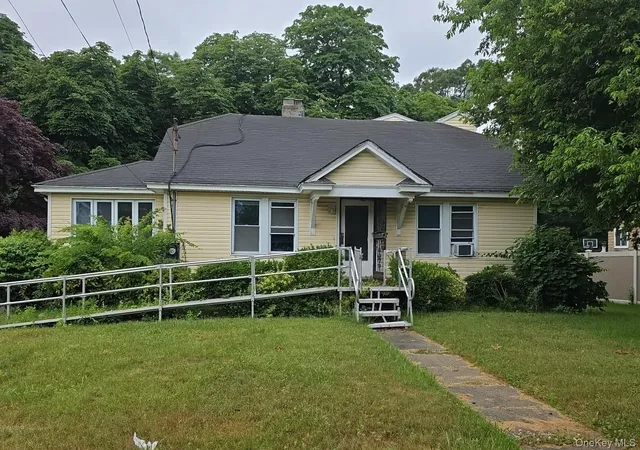 1st image of 34 N Baldwin Pl, Oyster Bay, NY 11758 | MLS# 1025094