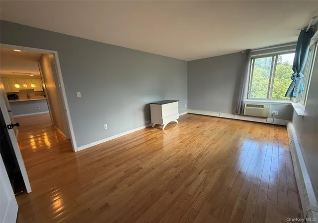 Photo 5 of House for sale at 2 Fountain Ln #2E, Greenburgh, NY 10583 | MLS# 1025099 | Listing updated on 2026-09-05