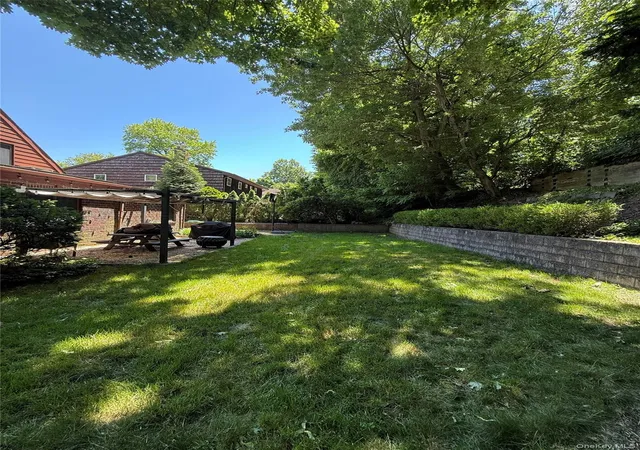 14th image of 11 W Terrace Rd, North Hempstead, NY 11021 | MLS# 1025107