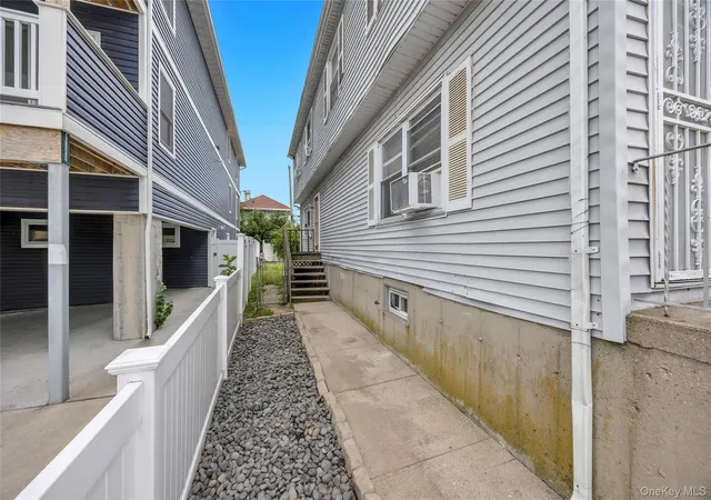 3rd image of 20 E Pine St, Long Beach, NY 11561 | MLS# 1025115
