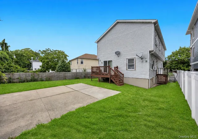 4th image of 20 E Pine St, Long Beach, NY 11561 | MLS# 1025115