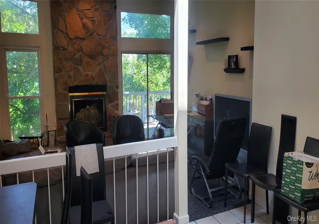 Photo 3 of Condo for sale at 175 The Vale, Syosset, NY 11791 | MLS# 1025118 | Listing updated on 2026-08-11