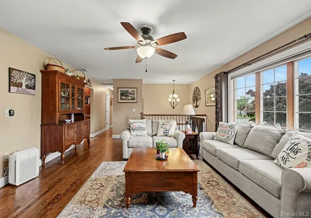 5th image of 19 Lindy Dr, Carmel, NY 10512 | MLS# 1025130