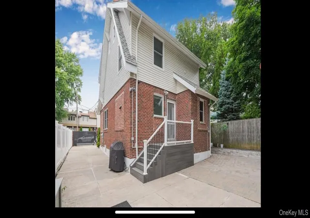 Homes for sale in New York, NY | 18 7 St, New York, NY 10306 | MLS# 1025132