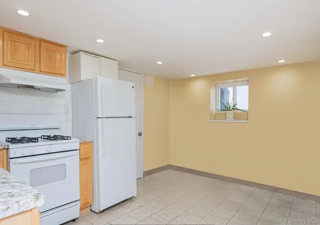 Homes for sale in New York, NY | 18 7 St, New York, NY 10306 | MLS# 1025132