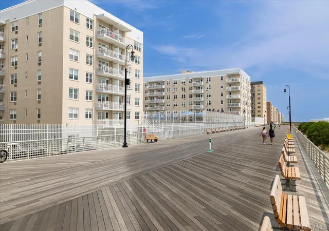 1st image of 522 Shore Rd #5G, Long Beach, NY 11561 | MLS# 1025135