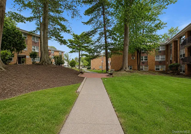 24th image of 242 Kearsing Pkwy #A, Monsey, NY 10952 | MLS# 1025148