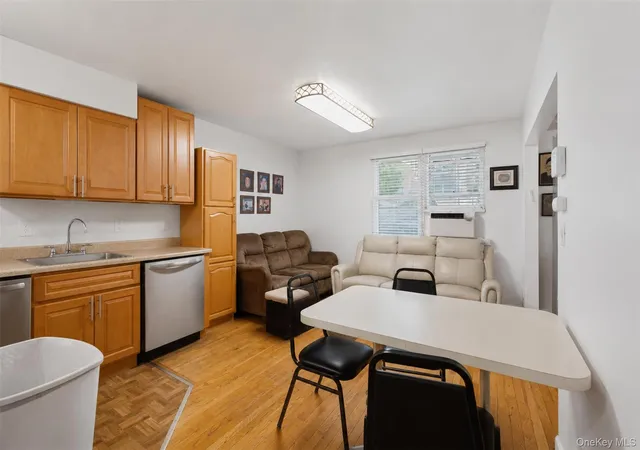 5th image of 242 Kearsing Pkwy #A, Monsey, NY 10952 | MLS# 1025148