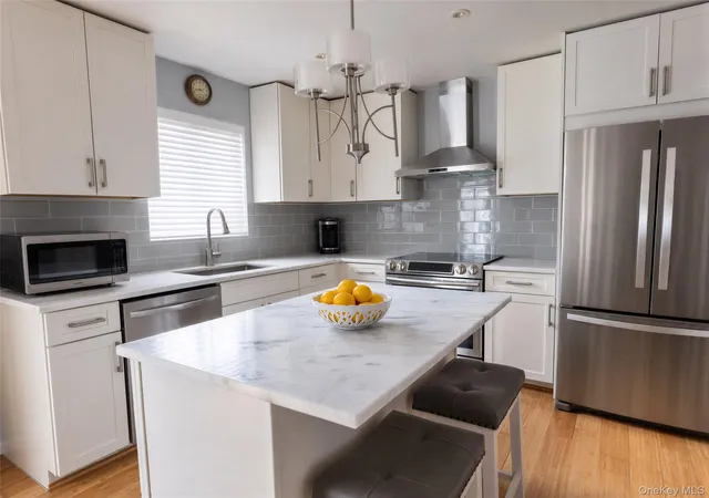 Condo for sale at 402 Mountain Laurel Dr, Chester Town, NY 10950 | MLS# 1025157