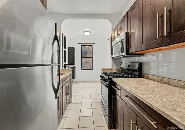 Photo 1 of Condo for sale at 210 Martine Ave #5K, White Plains, NY 10601 | MLS# 1025182 | Listing updated on 2026-09-26