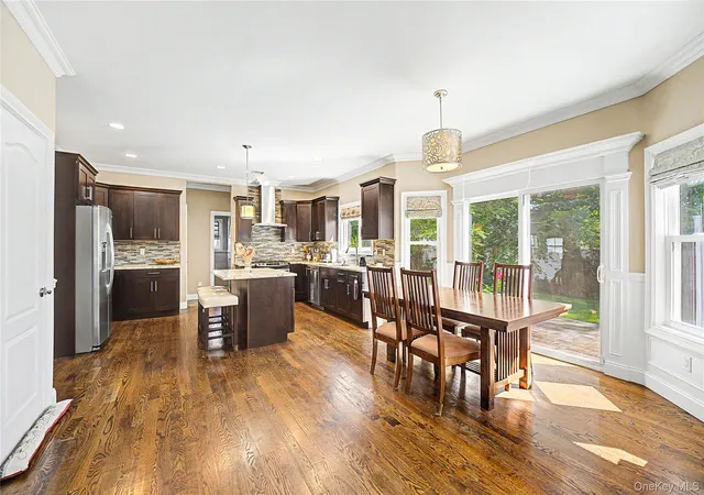 5th image of 62 Georgia Dr, Oyster Bay, NY 11791 | MLS# 1025197