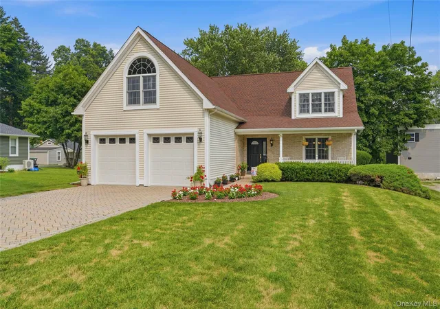 1st image of 302 Lakeside Rd, Newburgh (town), NY 12550 | MLS# 1025198