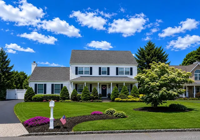 Photo 1 of Sale Pending at 91 Tallmadge Trl, Brookhaven, NY 11764 | MLS# 1025203 | Listing updated on 2026-08-24