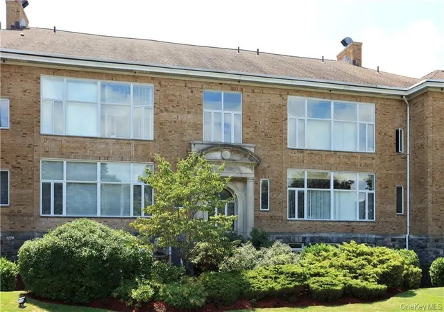 Photo 1 of Sale Pending at 520 Ashford Ave #28, Greenburgh, NY 10502 | MLS# 1025214 | Listing updated on 2026-08-29