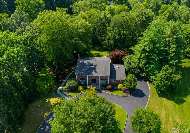 1st image of 391 Pleasant Hill Dr, Clarkstown, NY 10956 | MLS# 1025224
