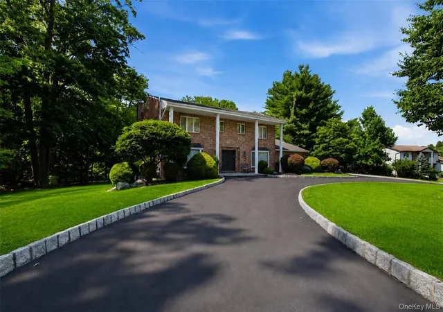 Photo 1 of Single family home for sale at 391 Pleasant Hl Dr, Clarkstown, NY 10956 | MLS# 1025224 | Listing updated on 2026-09-20