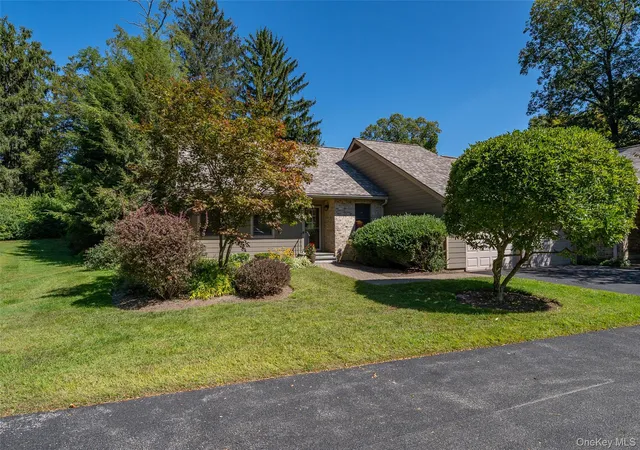 Photo 3 of Condo for sale at 341 Furnace Dock Rd #50, Cortlandt, NY 10567 | MLS# 1025254 | Listing updated on 2026-07-31