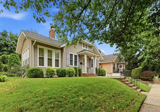 2nd image of 16 Superior Rd, Hempstead, NY 11001 | MLS# 1025267