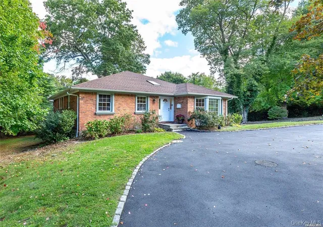 Photo 1 of Single family home for sale at 114 Tara Dr, North Hempstead, NY 11576 | MLS# 1025274 | Listing updated on 2026-08-07