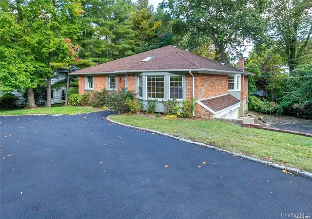 Photo 2 of Single family home for sale at 114 Tara Dr, North Hempstead, NY 11576 | MLS# 1025274 | Listing updated on 2026-08-07