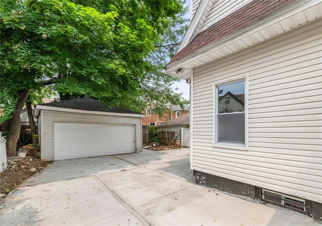 Photo 2 of Sale Pending at 8492 Homelawn St, New York, NY 11432 | MLS# 1025292 | Listing updated on 2026-08-06
