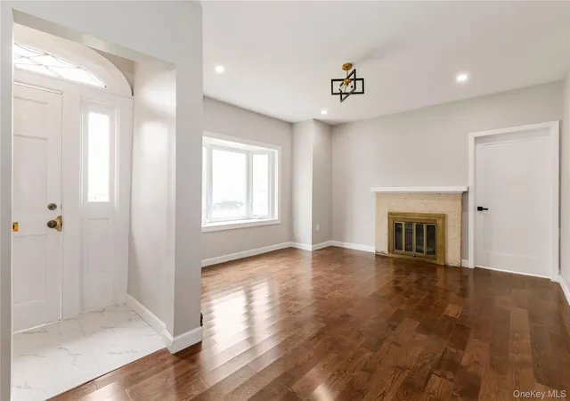 Photo 4 of Sale Pending at 8492 Homelawn St, New York, NY 11432 | MLS# 1025292 | Listing updated on 2026-08-06