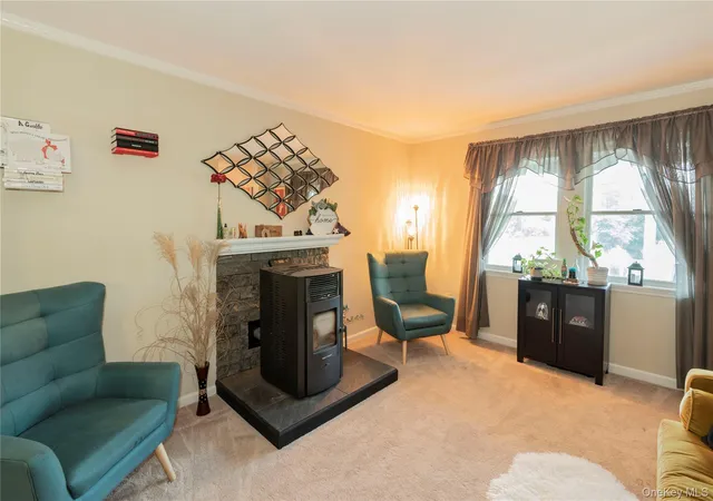 Photo 3 of Single family home for sale at 24 Robyn Dr, Marlboro, NY 12542 | MLS# 1025295 | Listing updated on 2026-09-13