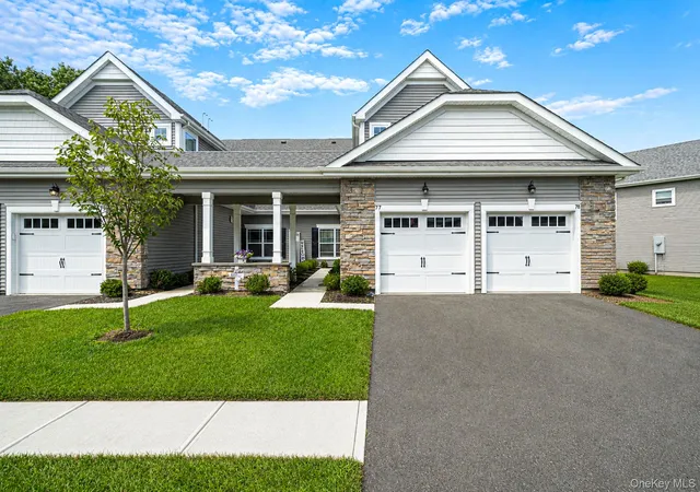 Photo 1 of Sale Pending at 77 Willow Cir, Brookhaven, NY 11727 | MLS# 1025323 | Listing updated on 2026-08-07